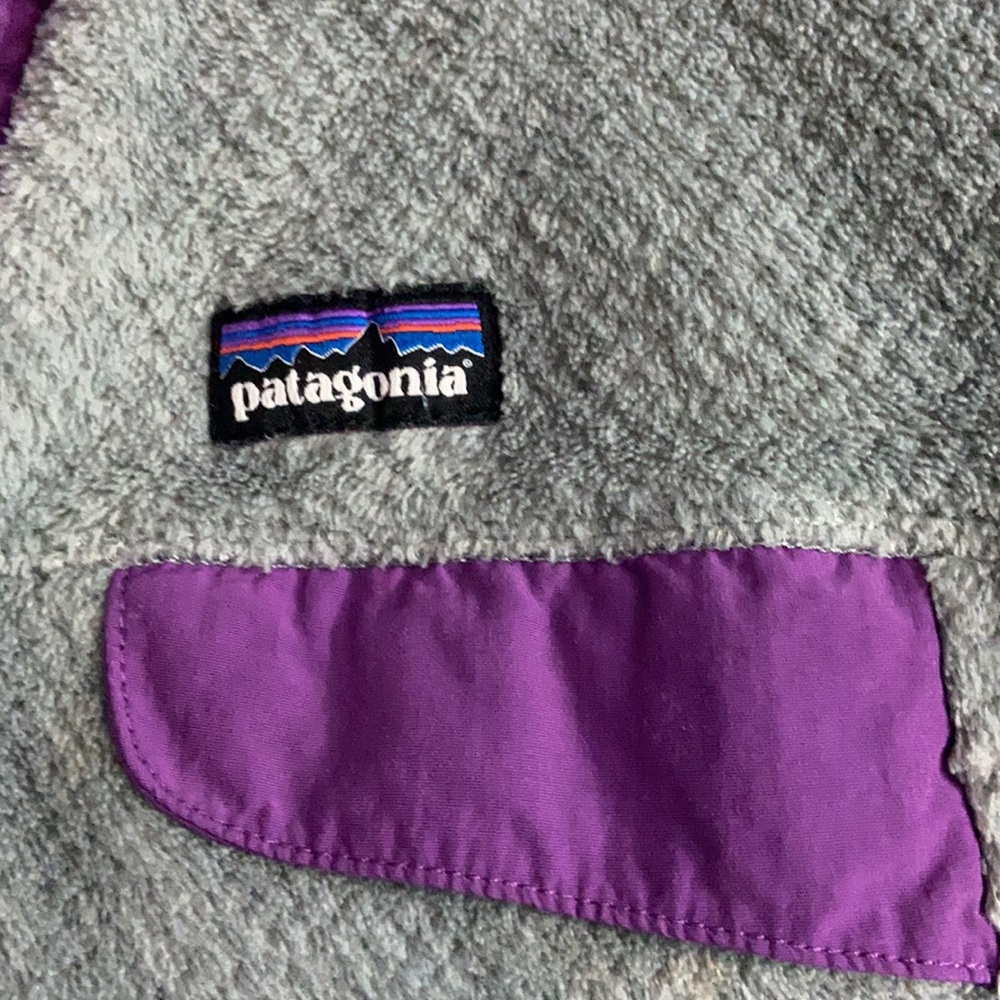 Patagonia jacket. - Picture 3 of 6